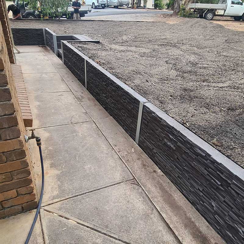 retaining wall with retaining wall steps in Adelaide